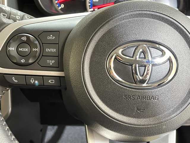 トヨタ ルーミー カスタムG 岩手県 2025(令7)年 0.3万km ファイアークォーツレッドM ワンオーナー/４WD/パノラミックビューモニター/両側パワースライドドア/スマートアシスト/衝突回避支援ブレーキ/レーンアシスト/アダプティブクルーズコントロール/ブレーキ制御付き誤発進抑制機能/先行車発信お知らせ機能/標識認識機能/アダプティブドライビングビーム/コーナーセンサー/横滑り防止装置/アイドリングストップ/ロールサンシェード/純正ディスプレイオーディオ/フルセグTV/AppleCarPlay・AndroidAuto/ETC2.0/ドライブレコーダー/LEDヘッドランプ/純正14インチアルミホイール