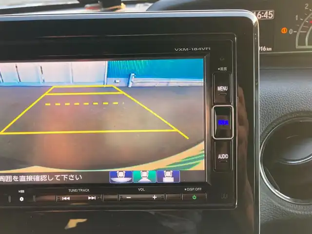 ホンダ Ｎ ＢＯＸ カスタム G L ホンダセンシング 福岡県 2018(平30)年 7.2万km シャイニンググレーM クルーズコントロール/車線逸脱防止支援システム/衝突軽減ブレーキ/両側パワースライドドア/純正Gathersナビ/フルセグTV/Bluetoothオーディオ/バックカメラ/ETC/純正フロアマット/プッシュスタートボタン/スマートキー