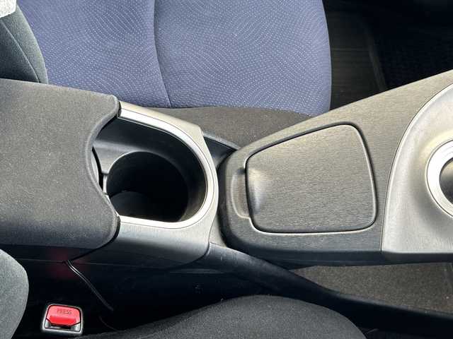 トヨタ プリウス S 鹿児島県 2013(平25)年 3.9万km ライトパープルマイカ ドライブレコーダー/純正ナビ/TV/バックカメラ/ワンオーナー/プッシュスタート/スマートキー/スペアキー/Bluetooth接続/横滑り防止装置/カーテンエアバッグ/LEDヘッドライト