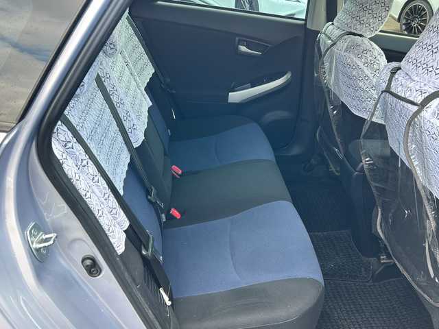 トヨタ プリウス S 鹿児島県 2013(平25)年 3.9万km ライトパープルマイカ ドライブレコーダー/純正ナビ/TV/バックカメラ/ワンオーナー/プッシュスタート/スマートキー/スペアキー/Bluetooth接続/横滑り防止装置/カーテンエアバッグ/LEDヘッドライト