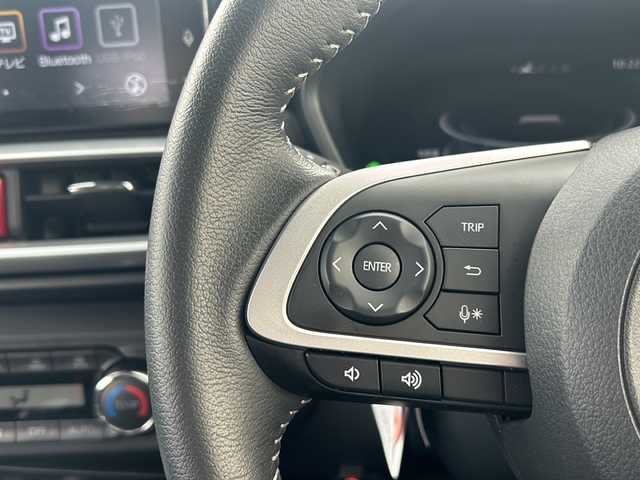 トヨタ ライズ Z 石川県 2022(令4)年 1.4万km ナチュラルベージュマイカM ワンオーナー/スマートアシスト/・衝突回避支援ブレーキ機能/・アダプティブドライビングビーム/・アダプティブクルーズコントロール/・コーナーセンサー/・サイドビューランプ/・レーンキープコントロール/ディスプレイオーディオパッケージ/・9インチディスプレイオーディオ/【Bluetooth・AppleCarplay・フルセグTV・HDMI】/・ステアリングスイッチ/・バックカメラ/前後ドライブレコーダー/前席シートヒーター/横滑り防止機能/ステアリングスイッチ/LEDへッドライト/・LEDフォグランプ/・オートライト/・オートハイビーム/スマートキー/・スペアキー/・プッシュスタート/電動格納ミラー/純正ドアバイザー/新車時保証書/取扱説明書/社外スタッドレスタイヤ車載