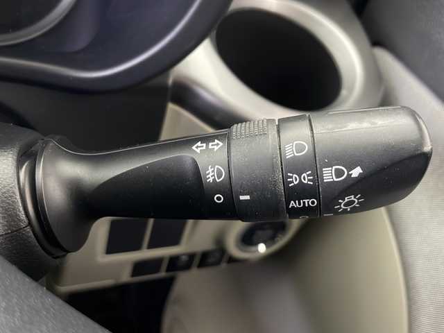 ダイハツ キャスト スタイル X 秋田県 2017(平29)年 10.8万km ファイアークォーツレッドM 4WD/横滑り防止装置/アイドリングストップ/ステアリングリモコン/LEDヘッドライト/フォグランプ/オートライト/スマートキー/プッシュスタート/電格ミラー/純正AW/純正フロアマット/純正ドアバイザー