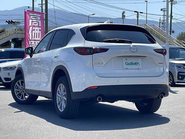 マツダ ＣＸ－５ XD スマートエディション 長野県 2022(令4)年 3.3万km スノーフレイクホワイトパールマイカ マツダ純正ナビ/FM・AM・Bluetooth Audio/AppleCarPlay対応/バックカメラ/純正17インチアルミホイール/クルーズコントロール/革巻きステアリング/アイドリングストップ/サイドビューカメラ/コーナーセンサー/電動パーキング/オートホールド/LEDヘッドライト/プッシュスタート/スマートキー/オートライト/トノカバー/取扱説明書/保証書/ETC