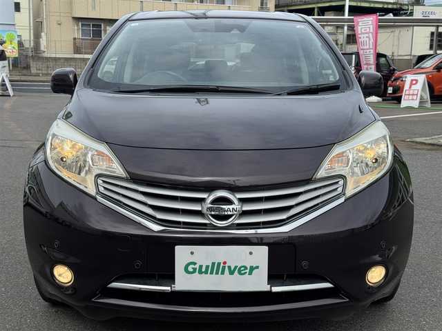 日産 ノート メダリスト エマージェンシーB 千葉県 2014(平26)年 5.1万km オーロラモーヴ エマージェンシーブレーキパッケージ/レーンキープアシスト/純正SDナビ/フルセグTV/バック&全方位カメラ/Bluetooth/コーナーセンサー/アイドリングストップ/ETC/ハーフレザーシート/社外14インチAW/スマートキー