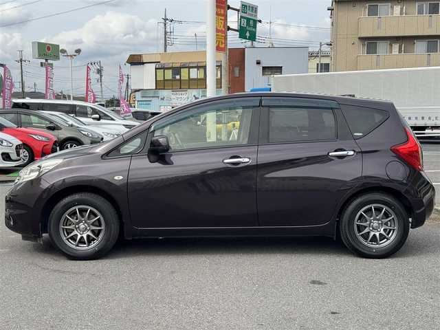 日産 ノート メダリスト エマージェンシーB 千葉県 2014(平26)年 5.1万km オーロラモーヴ エマージェンシーブレーキパッケージ/レーンキープアシスト/純正SDナビ/フルセグTV/バック&全方位カメラ/Bluetooth/コーナーセンサー/アイドリングストップ/ETC/ハーフレザーシート/社外14インチAW/スマートキー