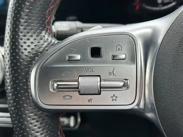 メルセデス・ベンツ Ｂ２００ｄ AMGライン 岡山県 2020(令2)年 5.9万km マウンテングレー 登録時走行距離58318キロ/純正メモリナビ/AM/FM/TV/Bluetooth/レーダーセーフティパッケージ/アクティブディスタンスアシスト・ディストロニック（自動再発信機能付）/・アクティブブレーキアシスト（歩行者/飛び出し機能付き）/アラウンドビューモニター/ブラインドスポットモニター/ヘッドアップディスプレイ/アイドリングストップ/レザーDINAMICAシート（レッドステッチ入）/シートヒーター（D＋N）/メモリー付きパワーシート/電動リアゲート/前後ドライブレコーダー/LEDヘッドライト/プッシュスタート/スマートキー/ETC2.0