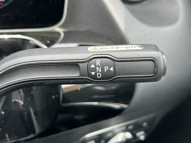 メルセデス・ベンツ Ｂ２００ｄ AMGライン 岡山県 2020(令2)年 5.9万km マウンテングレー 登録時走行距離58318キロ/純正メモリナビ/AM/FM/TV/Bluetooth/レーダーセーフティパッケージ/アクティブディスタンスアシスト・ディストロニック（自動再発信機能付）/・アクティブブレーキアシスト（歩行者/飛び出し機能付き）/アラウンドビューモニター/ブラインドスポットモニター/ヘッドアップディスプレイ/アイドリングストップ/レザーDINAMICAシート（レッドステッチ入）/シートヒーター（D＋N）/メモリー付きパワーシート/電動リアゲート/前後ドライブレコーダー/LEDヘッドライト/プッシュスタート/スマートキー/ETC2.0