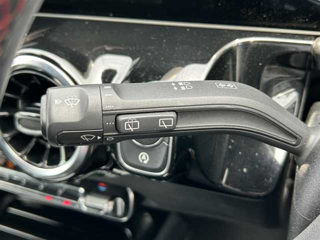 メルセデス・ベンツ Ｂ２００ｄ AMGライン 岡山県 2020(令2)年 5.9万km マウンテングレー 登録時走行距離58318キロ/純正メモリナビ/AM/FM/TV/Bluetooth/レーダーセーフティパッケージ/アクティブディスタンスアシスト・ディストロニック（自動再発信機能付）/・アクティブブレーキアシスト（歩行者/飛び出し機能付き）/アラウンドビューモニター/ブラインドスポットモニター/ヘッドアップディスプレイ/アイドリングストップ/レザーDINAMICAシート（レッドステッチ入）/シートヒーター（D＋N）/メモリー付きパワーシート/電動リアゲート/前後ドライブレコーダー/LEDヘッドライト/プッシュスタート/スマートキー/ETC2.0