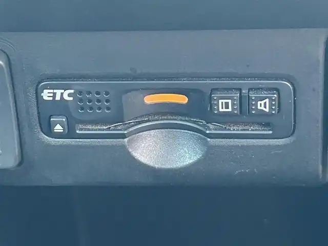 ホンダ Ｎ ＢＯＸ カスタム G SSパッケージ 大阪府 2017(平29)年 7.2万km クリスタルブラックパール 純正ナビ/   フルセグTV/CD/DVD/Bluetooth/バックモニター/横滑り防止装置/前席シートヒーター/両側パワースライドドア/アイドリングストップ/純正14インチアルミホイール/純正フロアマット/プッシュスタート/スマートキー/ＥＴＣ/三眼ＬＥＤ/禁煙車