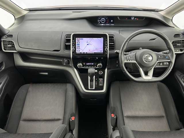 日産 セレナ ハイウェイスター Vセレクション 宮城県 2017(平29)年 7.8万km マルーンレッド 2トーン 両側パワースライドドア/アラウンドビューモニター/純正フリップダウンモニター/デジタルインナーミラー/プロパイロット/エマージェンシーブレーキ/レーンディパーチャーウォーニング/オートハイビーム/純正9型ナビ/・BT・CD・DVD・AUX・HDMI・USB/ビルドインETC/革巻きステアリング/ステアリングスイッチ/電動パーキングブレーキ/社外フロアマット/ロールサンシェード/シートバックテーブル/LEDヘッドライト/フォグライト/純正16インチアルミホイール/ハンズフリーオートスライドドア/横滑り防止装置/プッシュスタート/スマートキー
