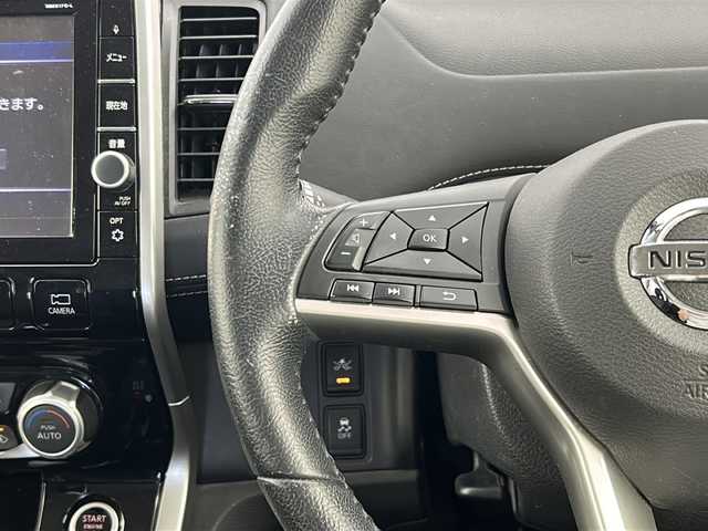 日産 セレナ ハイウェイスター Vセレクション 宮城県 2017(平29)年 7.8万km マルーンレッド 2トーン 両側パワースライドドア/アラウンドビューモニター/純正フリップダウンモニター/デジタルインナーミラー/プロパイロット/エマージェンシーブレーキ/レーンディパーチャーウォーニング/オートハイビーム/純正9型ナビ/・BT・CD・DVD・AUX・HDMI・USB/ビルドインETC/革巻きステアリング/ステアリングスイッチ/電動パーキングブレーキ/社外フロアマット/ロールサンシェード/シートバックテーブル/LEDヘッドライト/フォグライト/純正16インチアルミホイール/ハンズフリーオートスライドドア/横滑り防止装置/プッシュスタート/スマートキー