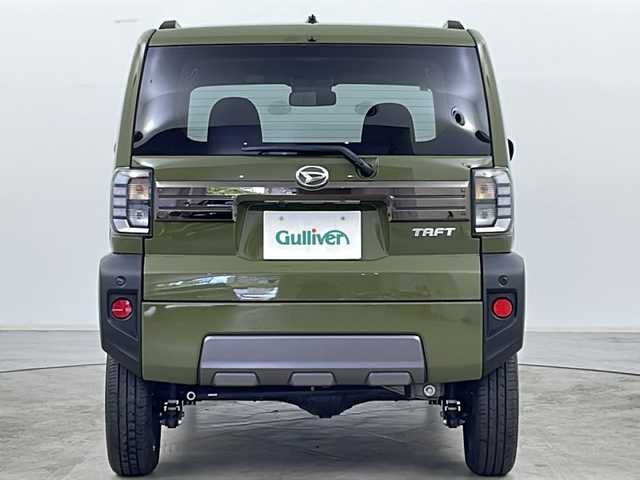 ダイハツ タフト G ダーククロムベンチャー 道央・札幌 2024(令6)年 0.7万km フォレストカーキメタリック ・９インチ純正ディスプレイオーディオ/・ＴＶ・ＢＴ・ＨＤＭＩ・ＡｐｐｌｅＣａｒＰｌａｙ・ＡｎｄｒｏｉｄＡｕｔｏ/・スマートアシスト/・衝突軽減ブレーキ/・先行車発進お知らせ機能/・車線逸脱警報/・標識認識機能/・ふらつき警報/・クリアランスソナー/・バックカメラ/・スカイルーフ/・電動パーキング/・ミラーヒーター/・ステアリングスイッチ/・ミラーヒーター/・ＰＷＲスイッチ/・オートライトマチックハイビーム/・ドアバイザー/・ＬＥＤヘッドライト・フォグ/・革巻きステアリング/・スマートキー/・スペアキー/・アイドリングストップ