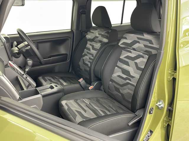 ダイハツ タフト G ダーククロムベンチャー 道央・札幌 2024(令6)年 0.7万km フォレストカーキメタリック ・９インチ純正ディスプレイオーディオ/・ＴＶ・ＢＴ・ＨＤＭＩ・ＡｐｐｌｅＣａｒＰｌａｙ・ＡｎｄｒｏｉｄＡｕｔｏ/・スマートアシスト/・衝突軽減ブレーキ/・先行車発進お知らせ機能/・車線逸脱警報/・標識認識機能/・ふらつき警報/・クリアランスソナー/・バックカメラ/・スカイルーフ/・電動パーキング/・ミラーヒーター/・ステアリングスイッチ/・ミラーヒーター/・ＰＷＲスイッチ/・オートライトマチックハイビーム/・ドアバイザー/・ＬＥＤヘッドライト・フォグ/・革巻きステアリング/・スマートキー/・スペアキー/・アイドリングストップ