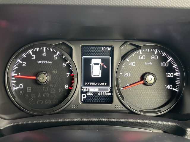 ダイハツ タフト G ダーククロムベンチャー 道央・札幌 2024(令6)年 0.7万km フォレストカーキメタリック ・９インチ純正ディスプレイオーディオ/・ＴＶ・ＢＴ・ＨＤＭＩ・ＡｐｐｌｅＣａｒＰｌａｙ・ＡｎｄｒｏｉｄＡｕｔｏ/・スマートアシスト/・衝突軽減ブレーキ/・先行車発進お知らせ機能/・車線逸脱警報/・標識認識機能/・ふらつき警報/・クリアランスソナー/・バックカメラ/・スカイルーフ/・電動パーキング/・ミラーヒーター/・ステアリングスイッチ/・ミラーヒーター/・ＰＷＲスイッチ/・オートライトマチックハイビーム/・ドアバイザー/・ＬＥＤヘッドライト・フォグ/・革巻きステアリング/・スマートキー/・スペアキー/・アイドリングストップ