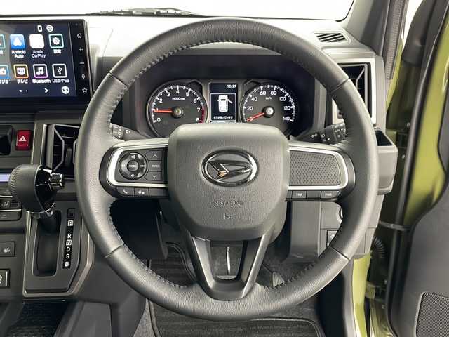 ダイハツ タフト G ダーククロムベンチャー 道央・札幌 2024(令6)年 0.7万km フォレストカーキメタリック ・９インチ純正ディスプレイオーディオ/・ＴＶ・ＢＴ・ＨＤＭＩ・ＡｐｐｌｅＣａｒＰｌａｙ・ＡｎｄｒｏｉｄＡｕｔｏ/・スマートアシスト/・衝突軽減ブレーキ/・先行車発進お知らせ機能/・車線逸脱警報/・標識認識機能/・ふらつき警報/・クリアランスソナー/・バックカメラ/・スカイルーフ/・電動パーキング/・ミラーヒーター/・ステアリングスイッチ/・ミラーヒーター/・ＰＷＲスイッチ/・オートライトマチックハイビーム/・ドアバイザー/・ＬＥＤヘッドライト・フォグ/・革巻きステアリング/・スマートキー/・スペアキー/・アイドリングストップ