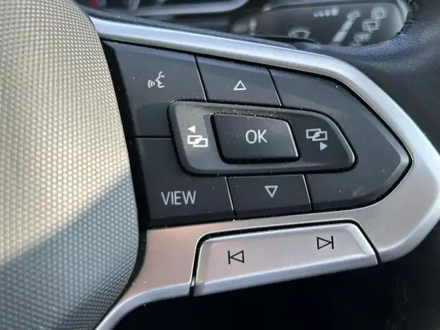 フォルクスワーゲン ＶＷ Ｔ－クロス TSI スタイル 愛知県 2021(令3)年 1.5万km ガンＭ ワンオーナー /スマートキー/プッシュスタート/純正ナビ/BT/バックカメラ/ビルトイン2.0ETC/純正17インチAW/アクティブクルーズコントロール/レーンキープアシスト/パーキングアシスト/クリアランスソナー /前後ドライブレコーダー/オートライト/純正フロアマット/ルーフレール/取説、保証書/スペアキー