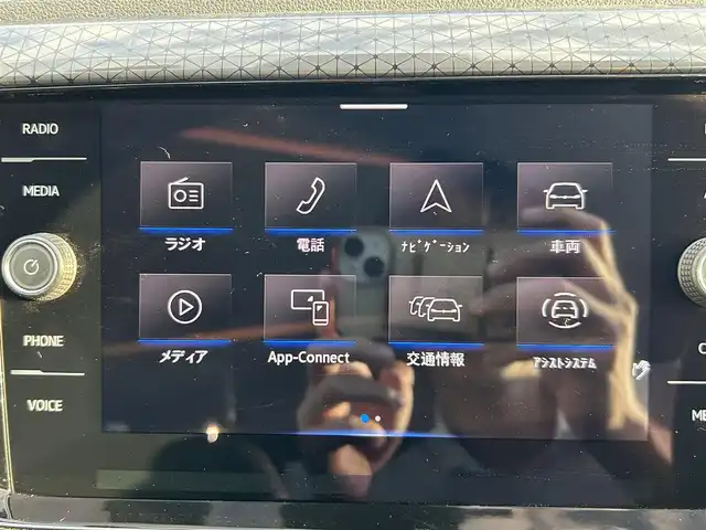 フォルクスワーゲン ＶＷ Ｔ－クロス TSI スタイル 愛知県 2021(令3)年 1.5万km ガンＭ ワンオーナー /スマートキー/プッシュスタート/純正ナビ/BT/バックカメラ/ビルトイン2.0ETC/純正17インチAW/アクティブクルーズコントロール/レーンキープアシスト/パーキングアシスト/クリアランスソナー /前後ドライブレコーダー/オートライト/純正フロアマット/ルーフレール/取説、保証書/スペアキー