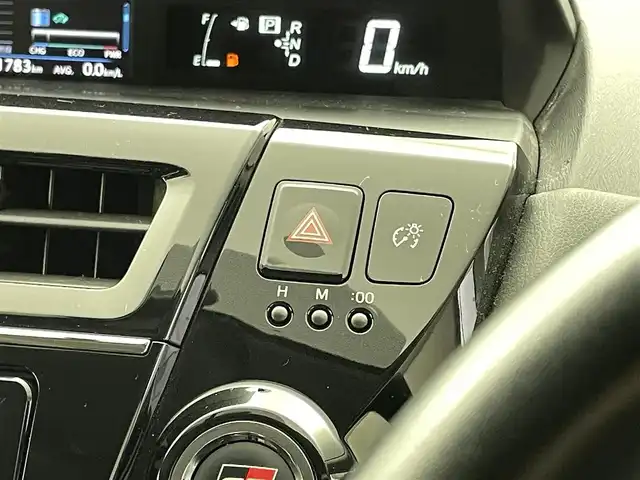 トヨタ プリウス α S ツーリングセレ GRスポーツ 福井県 2020(令2)年 5.2万km ホワイトパールクリスタルシャイン 社外９インチナビ/（CD/DVD/Bluetooth/USB/MSV/AM/FM）/バックカメラ/純正アルミホイール/ハーフレザーシート/純正フロアマット/ビルトインETC/AAC/プッシュスタート/スペアキー１本/LEDオートライト/フォグランプ/ウインカーミラー