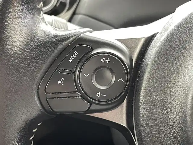 トヨタ プリウス α S ツーリングセレ GRスポーツ 福井県 2020(令2)年 5.2万km ホワイトパールクリスタルシャイン 社外９インチナビ/（CD/DVD/Bluetooth/USB/MSV/AM/FM）/バックカメラ/純正アルミホイール/ハーフレザーシート/純正フロアマット/ビルトインETC/AAC/プッシュスタート/スペアキー１本/LEDオートライト/フォグランプ/ウインカーミラー