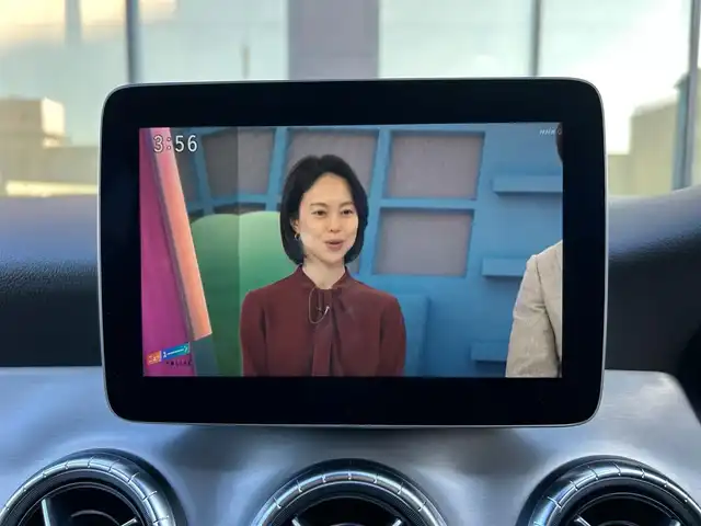 メルセデス・ベンツ ＣＬＡ１８０ Sブレイク　スポーツ 石川県 2017(平29)年 3.5万km 白 純正HDDナビ/　Bluetooth・AM/FM・CD・DVD・USB・AUX/フルセグTV/バックカメラ/ETC2.0/純正ドライブレコーダー/パワーシート（D+N席）/シートメモリー/シートヒーター（D+N席）/アンチロック・ブレーキ・システム/衝突被害軽減システム/横滑り防止装置/前後コーナーセンサー/レーンキープアシスト/盗難防止装置/パーキングアシスト/アイドリングストップ/エアバッグ（W+サイド）/カーテンエアバッグ/純正アルミホイール/スマートキー