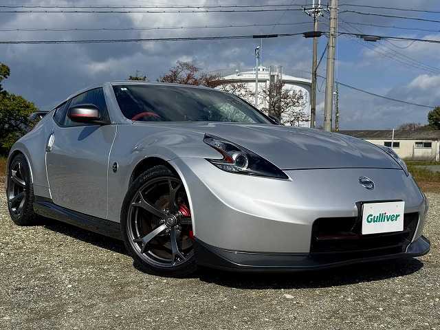 日産 フェアレディ Ｚ ニスモ 兵庫県 2014(平26)年 6.7万km ブリリアントシルバー TEIN車高調/ニスモエアロ/ニスモマフラー/社外ナビ/Bluetooth接続可/バックカメラ/フルセグTV/ETC/キセノンヘッドライト/ニスモ純正19インチAW/スマートキー/ハーフレザーシート/AUTOライト/ナビ連動ドラレコ