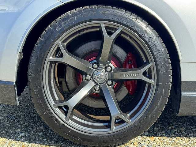 日産 フェアレディ Ｚ ニスモ 兵庫県 2014(平26)年 6.7万km ブリリアントシルバー TEIN車高調/ニスモエアロ/ニスモマフラー/社外ナビ/Bluetooth接続可/バックカメラ/フルセグTV/ETC/キセノンヘッドライト/ニスモ純正19インチAW/スマートキー/ハーフレザーシート/AUTOライト/ナビ連動ドラレコ