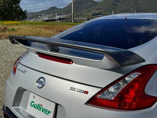 日産 フェアレディ Ｚ ニスモ 兵庫県 2014(平26)年 6.7万km ブリリアントシルバー TEIN車高調/ニスモエアロ/ニスモマフラー/社外ナビ/Bluetooth接続可/バックカメラ/フルセグTV/ETC/キセノンヘッドライト/ニスモ純正19インチAW/スマートキー/ハーフレザーシート/AUTOライト/ナビ連動ドラレコ