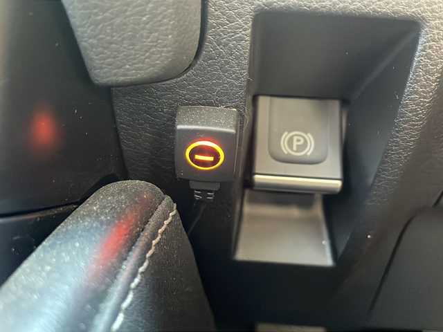 レクサス ＥＳ 300h バージョンL 愛知県 2021(令3)年 4.6万km グラファイトブラックガラスフレーク ワンオーナー/サンルーフ/純正メモリナビ/フルセグ・Bluetooth・CD・DVD・SD・USB・AUX/前後ドライブレコーダー/パノラミックビューモニター/ブラインドスポットモニター/ヘッドアップディスプレイ/プリクラッシュセーフティー/レーダークルーズコントロール/ロードトレーシングアシスト/ロードサインアシスト/パーキングサポートアラーム/クリアランスソナー/先行車発進お知らせ/タイヤ空気圧警報システム/三眼LEDヘッドライト/AC100V/電動リアゲート/電動パーキングブレーキ/LEDヘッドライト/オートハイビーム/電動リアサンシェード/D.N席エアーシート/全席シートヒーター/D・N席メモリ付きパワーシート/全席パワーシート/ウッドコンビ革巻きステアリング/ステアリングヒーター/ステアリングスイッチ/パドルシフト/ビルトインETC2.0/純正フロアマット/ISOFIX/コムテック製レーダー探知機/保証書/スペアキー（スマートキー・カードキー×１）/取扱説明書/ディーラー整備記録簿R6