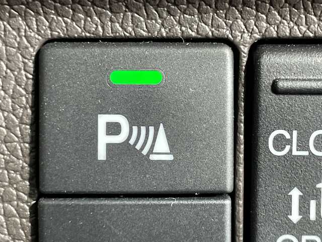 ホンダ フリード G ホンダセンシング 神奈川県 2021(令3)年 1.9万km クリスタルブラックパール 純正9型メモリーナビゲーション【VXM-217VFNi】/フルセグ　CD DVD　USB　HDMI　SD　Bluetooth/バックカメラ/両側電動スライドドア/ホンダセンシング/CMBS衝突軽減ブレーキ/歩行者事故低減ステアリング/アダブティブクルーズコントロール/LKAS車線維持支援システム/路外逸脱抑制機能/誤発進抑機能/先行車発進お知らせ機能/標識認識機能/マルチインフォメーションディスプレイ/前後ソナー/アイドリングストップ/純正前後ドライブレコーダー/前席シートヒーター/純正ビルトインETC/ステアリングスイッチ/ECON/シートリフター/プッシュスタート/スマートキー/LEDヘッドランプ/オートライト