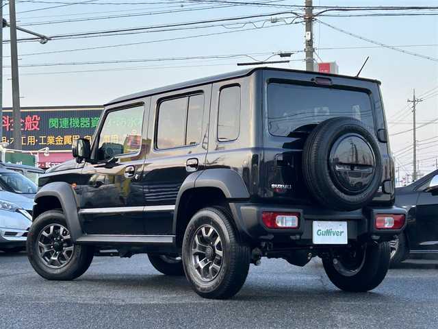 スズキ ジムニー ノマド FC 愛知県 2025(令7)年 0.1千km 黒 /禁煙/ワンオーナー//登録時走行車39km//パートタイム4WD//ヒルホールドコントロール//ヒルディセントコントロール//シートヒーター//スマートキー//スペアスマートキー//プッシュスタート//オートLEDヘッドライト//ハイビームアシスト//ヘッドライトレベライザー//ヘッドライトウォッシャー//フォグランプ//スペアタイヤ//デュアルカメラブレーキサポート//後退時ブレーキサポート//前後方誤発進抑制機能//ACC//先行車発進お知らせ機能//ふらつきサポート//標識認識機能//横滑り防止//アイドリングストップ//本革巻きステアリング//ステアリングスイッチ//ステアリングチルト機構//LEDサイドターンランプ付ドアミラー//純正フロアマット//バニティミラー//防眩式ルームミラー//ISOFIX//新車時保証書//取扱説明書