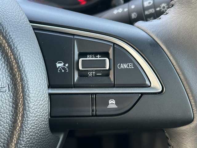 スズキ ジムニー ノマド FC 愛知県 2025(令7)年 0.1千km 黒 /禁煙/ワンオーナー//登録時走行車39km//パートタイム4WD//ヒルホールドコントロール//ヒルディセントコントロール//シートヒーター//スマートキー//スペアスマートキー//プッシュスタート//オートLEDヘッドライト//ハイビームアシスト//ヘッドライトレベライザー//ヘッドライトウォッシャー//フォグランプ//スペアタイヤ//デュアルカメラブレーキサポート//後退時ブレーキサポート//前後方誤発進抑制機能//ACC//先行車発進お知らせ機能//ふらつきサポート//標識認識機能//横滑り防止//アイドリングストップ//本革巻きステアリング//ステアリングスイッチ//ステアリングチルト機構//LEDサイドターンランプ付ドアミラー//純正フロアマット//バニティミラー//防眩式ルームミラー//ISOFIX//新車時保証書//取扱説明書