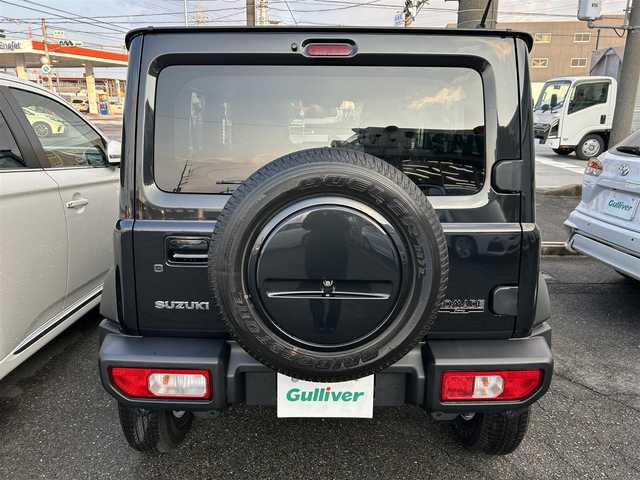 スズキ ジムニー ノマド FC 愛知県 2025(令7)年 0.1千km 黒 /禁煙/ワンオーナー//登録時走行車39km//パートタイム4WD//ヒルホールドコントロール//ヒルディセントコントロール//シートヒーター//スマートキー//スペアスマートキー//プッシュスタート//オートLEDヘッドライト//ハイビームアシスト//ヘッドライトレベライザー//ヘッドライトウォッシャー//フォグランプ//スペアタイヤ//デュアルカメラブレーキサポート//後退時ブレーキサポート//前後方誤発進抑制機能//ACC//先行車発進お知らせ機能//ふらつきサポート//標識認識機能//横滑り防止//アイドリングストップ//本革巻きステアリング//ステアリングスイッチ//ステアリングチルト機構//LEDサイドターンランプ付ドアミラー//純正フロアマット//バニティミラー//防眩式ルームミラー//ISOFIX//新車時保証書//取扱説明書