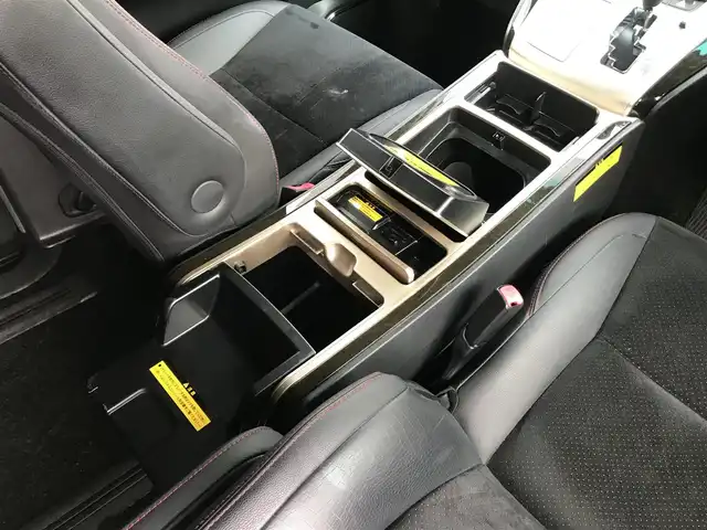 トヨタ ヴェルファイア 2．4Z ゴールデンアイズ 栃木県 2013(平25)年 14.4万km ブラック (株)IDOMが運営する【じしゃロン小山店】の自社ローン対象車両になります。こちらは現金ご利用時の価格です。/自社ローンご希望の方は別途その旨お申付け下さい。//禁煙車/純正フルセグナビ/（CD/DVD/AM/FMラジオ）/(Bluetooth)/スマートキー/プッシュスタート/バックカメラ/ＥＴＣ/クルーズコントロール/両側パワースライドドア/パワーバックドア/オットマン/システムコンソール/ステアリングリモコン/電動格納ドアミラー/パワーウインドウ/オートライト/自動防眩ミラー