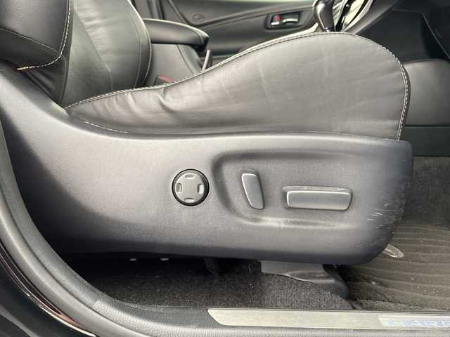 トヨタ ハリアー プレミアム メタル&レザーP 愛知県 2018(平30)年 8.7万km ブラック セーフティセンス　/純正エアロパーツ　/社外１０型ナビ　/３眼ＬＥＤ　/サンルーフ　/黒革シート　/レーダークルコン　/シートヒーター　/エアシート　/バックカメラ　/電動リヤゲート　/パワーシート　/コーナーセンサー/純正AW/ETC/レーンキープ/オートマチックハイビーム/ドライブレコーダー/衝突軽減/フルセグTV/CD/DVD/Bluetooth/ステアリングスイッチ/スマートキー/プッシュスタート