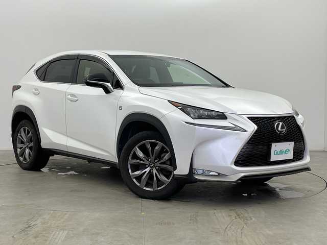 レクサス ＮＸ 200t Fスポーツ 富山県 2015(平27)年 8.9万km ソニッククォーツ 純正ナビ（AM/FM/DVD/BT/USB/フルセグ）/バックカメラ/前後ドライブレコーダー/ビルトインETC/レザーシート/D/N席パワーシート/D席メモリシート/D/N席シートヒーター/D/N席シートベンチレーション/クルーズコントロール/横滑り防止装置/アイドリングストップ/ハンドルヒーター/純正アルミホイール/純正フロアマット/オートLEDライト/オートホールド付電子パーキング/革巻きステアリング/ステアリングスイッチ/パドルシフト/スマートキー