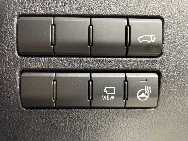 レクサス ＮＸ 200t Fスポーツ 富山県 2015(平27)年 8.9万km ソニッククォーツ 純正ナビ（AM/FM/DVD/BT/USB/フルセグ）/バックカメラ/前後ドライブレコーダー/ビルトインETC/レザーシート/D/N席パワーシート/D席メモリシート/D/N席シートヒーター/D/N席シートベンチレーション/クルーズコントロール/横滑り防止装置/アイドリングストップ/ハンドルヒーター/純正アルミホイール/純正フロアマット/オートLEDライト/オートホールド付電子パーキング/革巻きステアリング/ステアリングスイッチ/パドルシフト/スマートキー