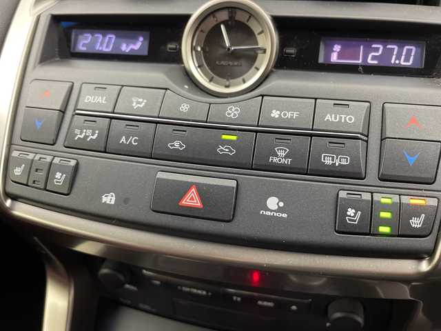 レクサス ＮＸ 200t Fスポーツ 富山県 2015(平27)年 8.9万km ソニッククォーツ 純正ナビ（AM/FM/DVD/BT/USB/フルセグ）/バックカメラ/前後ドライブレコーダー/ビルトインETC/レザーシート/D/N席パワーシート/D席メモリシート/D/N席シートヒーター/D/N席シートベンチレーション/クルーズコントロール/横滑り防止装置/アイドリングストップ/ハンドルヒーター/純正アルミホイール/純正フロアマット/オートLEDライト/オートホールド付電子パーキング/革巻きステアリング/ステアリングスイッチ/パドルシフト/スマートキー