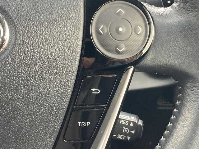 トヨタ アクア G 島根県 2019(令1)年 2.2万km ホワイトパールクリスタルシャイン ワンオーナー /ディーラーOP SDナビ(CD/BT/ワンセグ)/バックカメラ/トヨタセーフティーセンス/ ・プリクラッシュセーフティー/ ・レーントレーシングアシスト/ ・オートハイビーム/オートライト/クルーズコントロール/ETC/純正前方ドライブレコーダー/ステアリングリモコン/純正フロアマット/純正ドアバイザー/LEDヘッドライト/LEDフォグランプ/取扱説明書/保証書