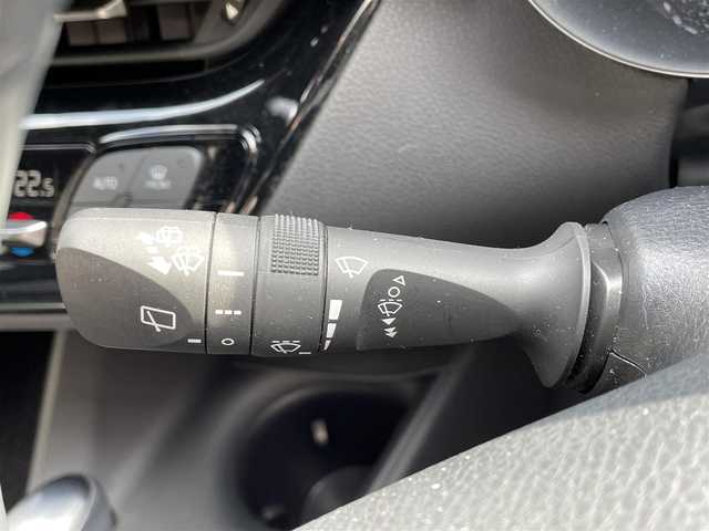 トヨタ Ｃ－ＨＲ S LEDパッケージ 滋賀県 2018(平30)年 2.6万km ブラックマイカ 禁煙車/8インチナビ/　(Bluetooth・フルセグTV・DVD・SD)/ETC/ドライブレコーダー/追従クルーズコントロール/ブレーキホールド/電動パーキングブレーキホールド/前方コーナーセンサー/レーンキープアシスト/オートマチックハイビーム/ステアリングリモコン/PCS