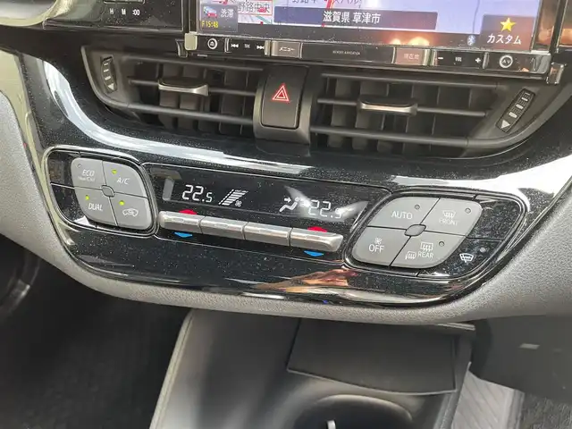 トヨタ Ｃ－ＨＲ S LEDパッケージ 滋賀県 2018(平30)年 2.6万km ブラックマイカ 禁煙車/8インチナビ/　(Bluetooth・フルセグTV・DVD・SD)/ETC/ドライブレコーダー/追従クルーズコントロール/ブレーキホールド/電動パーキングブレーキホールド/前方コーナーセンサー/レーンキープアシスト/オートマチックハイビーム/ステアリングリモコン/PCS