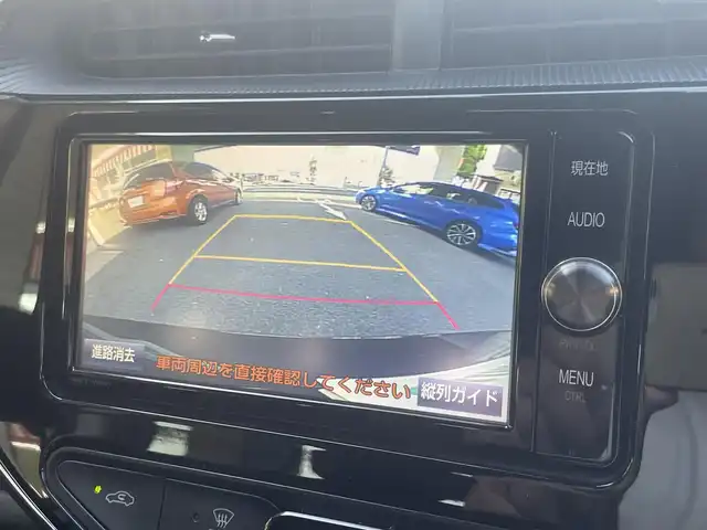 トヨタ アクア G 愛知県 2018(平30)年 9万km ブラックマイカ ワンオーナー/純正SDナビ〈NSZT-W66T〉/・DVD／HDMI／Bluetooth／地デジTV/バックカメラ/クルーズコントロール/TOYOTA　SEFETY SENSE C/・プリクラッシュセーフティ/・レーンディパーチャーアラート/・オートマチックハイビーム/運転席アームレスト/アンテナ分離型ETC/純正15インチAW