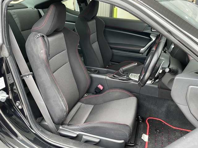 スバル ＢＲＺ S 愛知県 2018(平30)年 6.6万km クリスタルブラックシリカ 7インチSD（ナビあり）/クルーズコントロール/フルセグTV/CD DVD/Bluetooth/バックカメラ/純正アルミホイール/パドルシフト/オートライト/ETC/ステアリングスイッチ/スマートキー/プッシュスタート