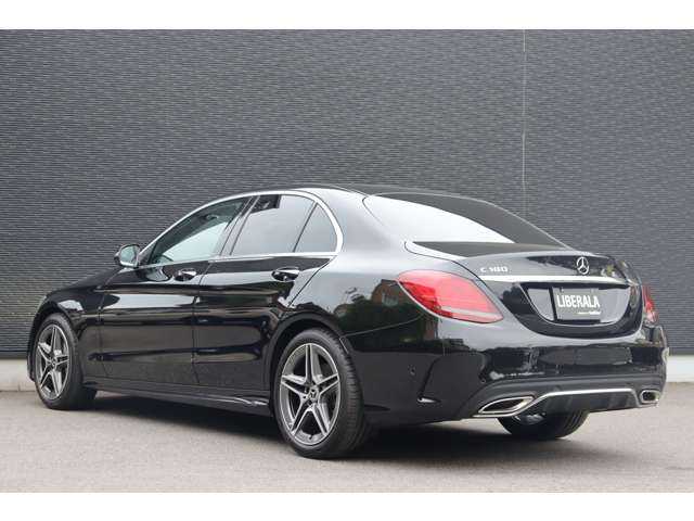 メルセデス・ベンツ Ｃ１８０ アバンギャルド AMGライン 大分県 2018(平30)年 4.6万km オブシディアンブラック レーダーセフティパッケージ/アダプティブクルーズコントロール/純正ナビ/ＣａｒＰｌａｙ/地デジ/Bluetooth/シートヒーター/パワーシート/パドルシフト/ＬＥＤヘッドライト/オートハイビーム/アンビエントライト/純正１８インチＡＷ/純正ドライブレコーダー前後/ＥＴＣ