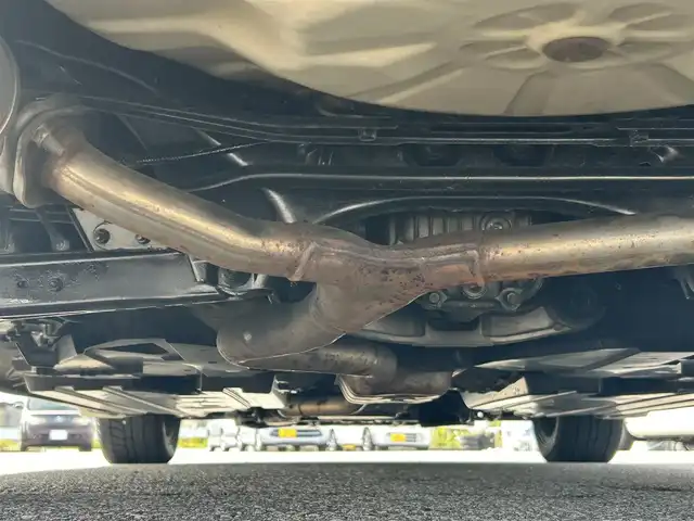 スバル レヴォーグ 1．6GT アイサイト 富山県 2015(平27)年 7.6万km クリスタルホワイトP 純正ナビ/バックカメラ/アイサイト/ＴＶ（フルセグ）/４ＷＤ/ターボエンジン/クルーズコントロール/スマートキー/純正アルミホイール/電動格納ミラー/アイドリングストップ/ＥＴＣ/プッシュスタート/純正フロアマット/横滑り防止装置