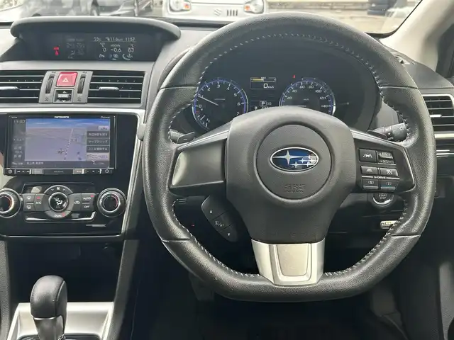 スバル レヴォーグ 1．6GT アイサイト 富山県 2015(平27)年 7.6万km クリスタルホワイトP 純正ナビ/バックカメラ/アイサイト/ＴＶ（フルセグ）/４ＷＤ/ターボエンジン/クルーズコントロール/スマートキー/純正アルミホイール/電動格納ミラー/アイドリングストップ/ＥＴＣ/プッシュスタート/純正フロアマット/横滑り防止装置