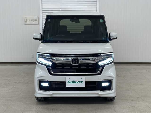 ホンダ Ｎ ＢＯＸ カスタム L ターボ 熊本県 2021(令3)年 6.5万km プラチナホワイトパール 社外メモリナビ（ＣＤ/ＤＶＤ/フルセグ/ラジオ）/バックカメラ/レーダークルーズコントロール/両側パワースライドドア/レーンキープアシスト/衝突軽減システム/横滑り防止装置/コーナーセンサー/オートライト/フォグランプ/ハーフレザーシート/サンシェード/純正フロアマット/ドアバイザー/純正15インチＡＷ