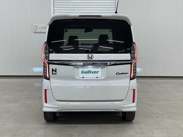 ホンダ Ｎ ＢＯＸ カスタム L ターボ 熊本県 2021(令3)年 6.5万km プラチナホワイトパール 社外メモリナビ（ＣＤ/ＤＶＤ/フルセグ/ラジオ）/バックカメラ/レーダークルーズコントロール/両側パワースライドドア/レーンキープアシスト/衝突軽減システム/横滑り防止装置/コーナーセンサー/オートライト/フォグランプ/ハーフレザーシート/サンシェード/純正フロアマット/ドアバイザー/純正15インチＡＷ