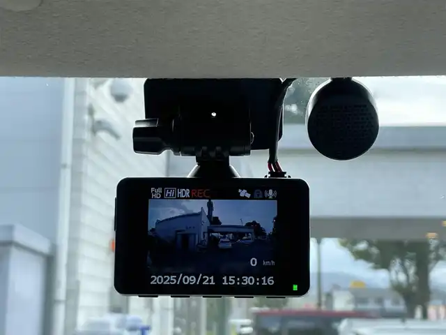 ホンダ Ｎ ＢＯＸ G 静岡県 2014(平26)年 7.6万km スマートブラック 純正ナビ/ワンセグTV　AM/FM　BT　CD/DVD/バックカメラ/前方ドライブレコーダー/アイドリングストップ/プッシュスタート/両側スライドドア/ETC/ハロゲンライト/フォグランプ/純正フロアマット/純正ドアバイザー/スペアキー1本/記録簿/取扱説明書