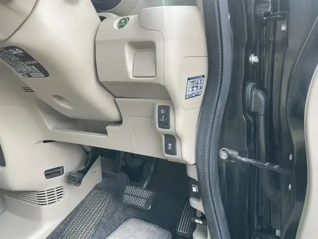 ホンダ Ｎ ＢＯＸ G 静岡県 2014(平26)年 7.6万km スマートブラック 純正ナビ/ワンセグTV　AM/FM　BT　CD/DVD/バックカメラ/前方ドライブレコーダー/アイドリングストップ/プッシュスタート/両側スライドドア/ETC/ハロゲンライト/フォグランプ/純正フロアマット/純正ドアバイザー/スペアキー1本/記録簿/取扱説明書