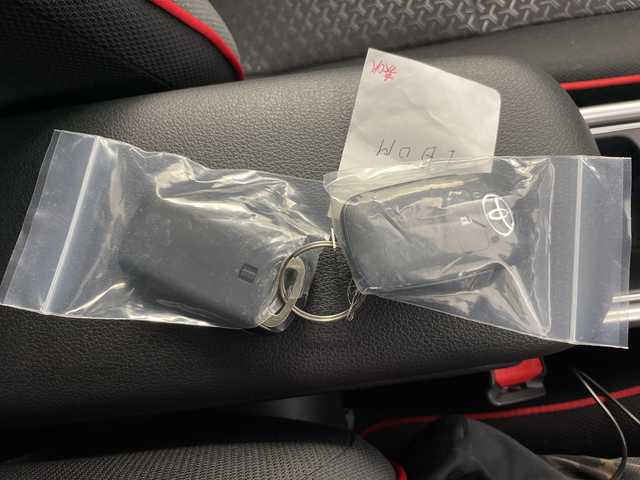 トヨタ ライズ Z 道央・札幌 2025(令7)年 0.1千km ブラックマイカメタリック ・4WD/ターボ/寒冷地仕様/・スマートアシスト/・アダプティブクルーズコントロール/・デイスプレイオーディオ/・フルセグＴＶ/・USB・HDMI・BT/・Androidauto・AppleCarplay/・バックカメラ/・ワイパーデアイサー/・前席シートヒーター/・LEDヘッドライト/オートハイビーム/・フォグライト/・スマートキー/プッシュスタートボタン/・パーキングソナー